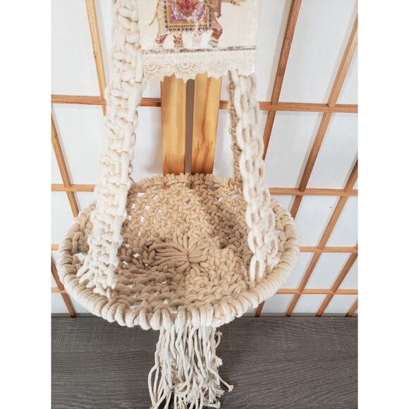 Handmade Macrame Plant Hanger 44” long 29" to plate 8.5 Diameter -Made in India - Picture 4 of 10